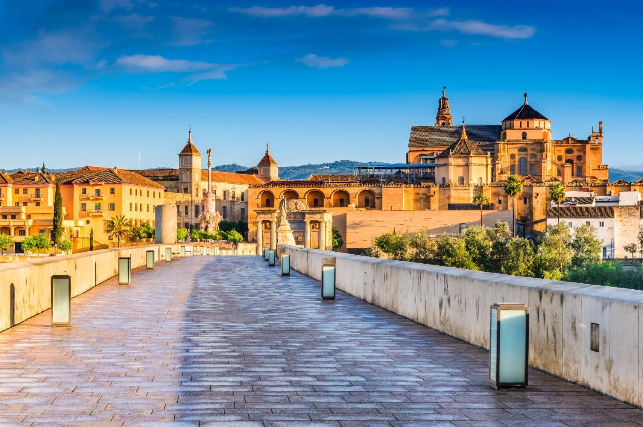 P Los Encantos De Almavir Cordoba Exterior photo
